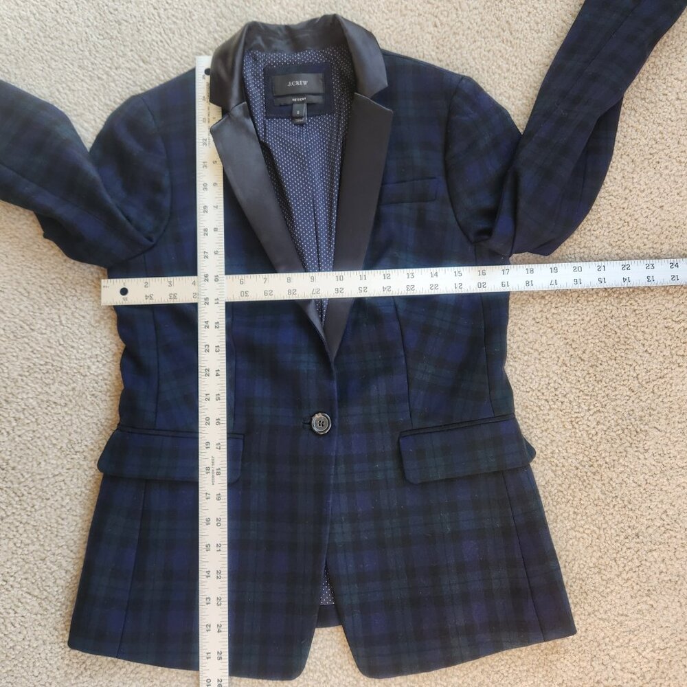 NWOT J. Crew Regent Blazer 100% Wool Blackwatch Plaid with Satin Lapels size 2 - Picture 4 of 13